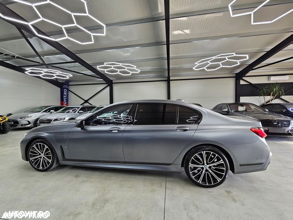 BMW Seria 7 745Le - 7