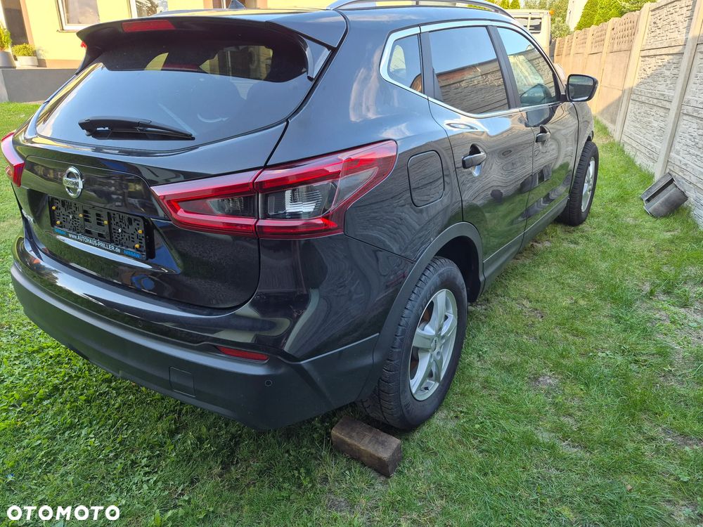 Nissan Qashqai 1.3 DIG-T DCT TEKNA - 1