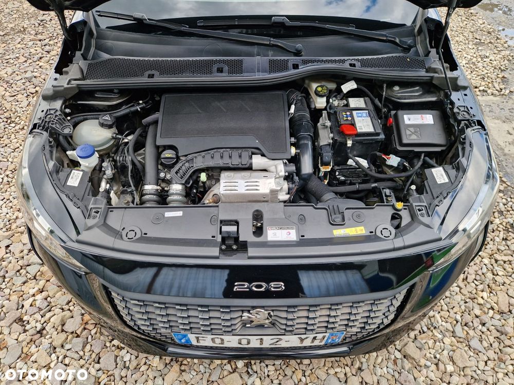 Peugeot 208 - 35