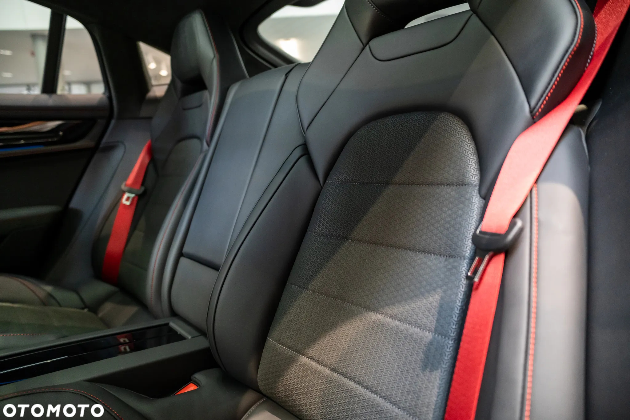 Porsche Panamera GTS - 27