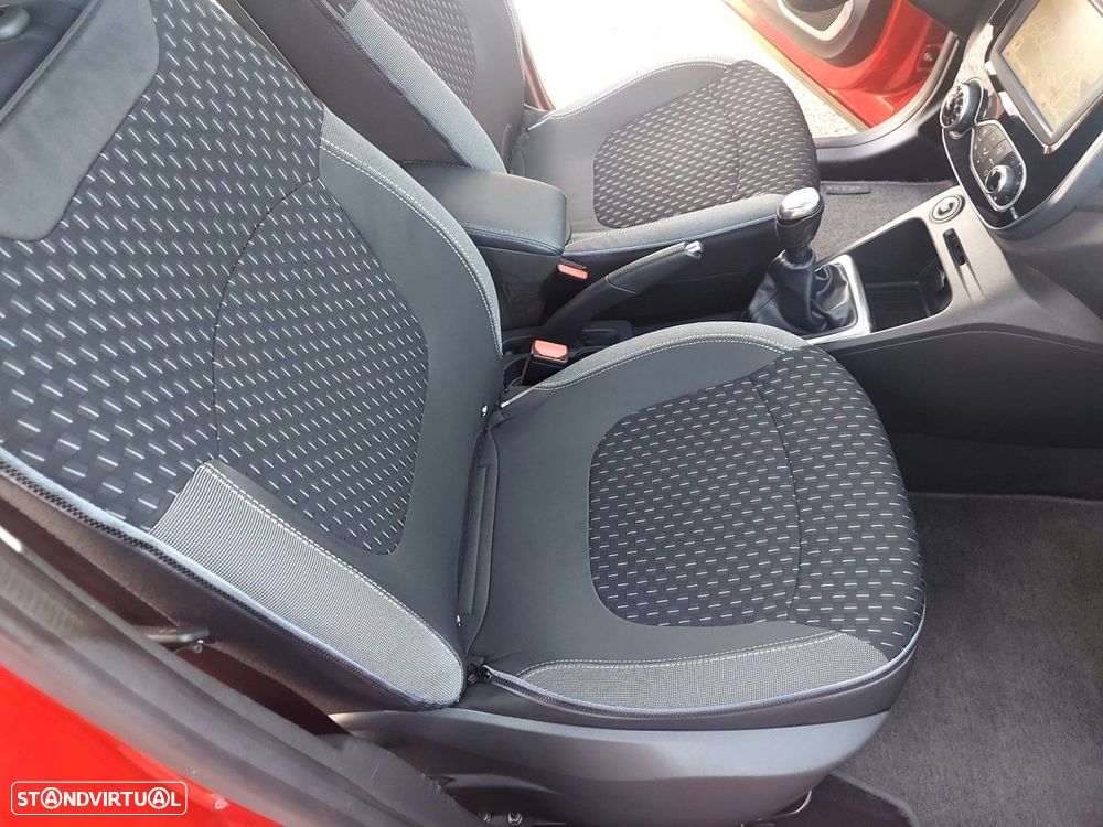 Renault Captur 0.9 TCE Exclusive - 28