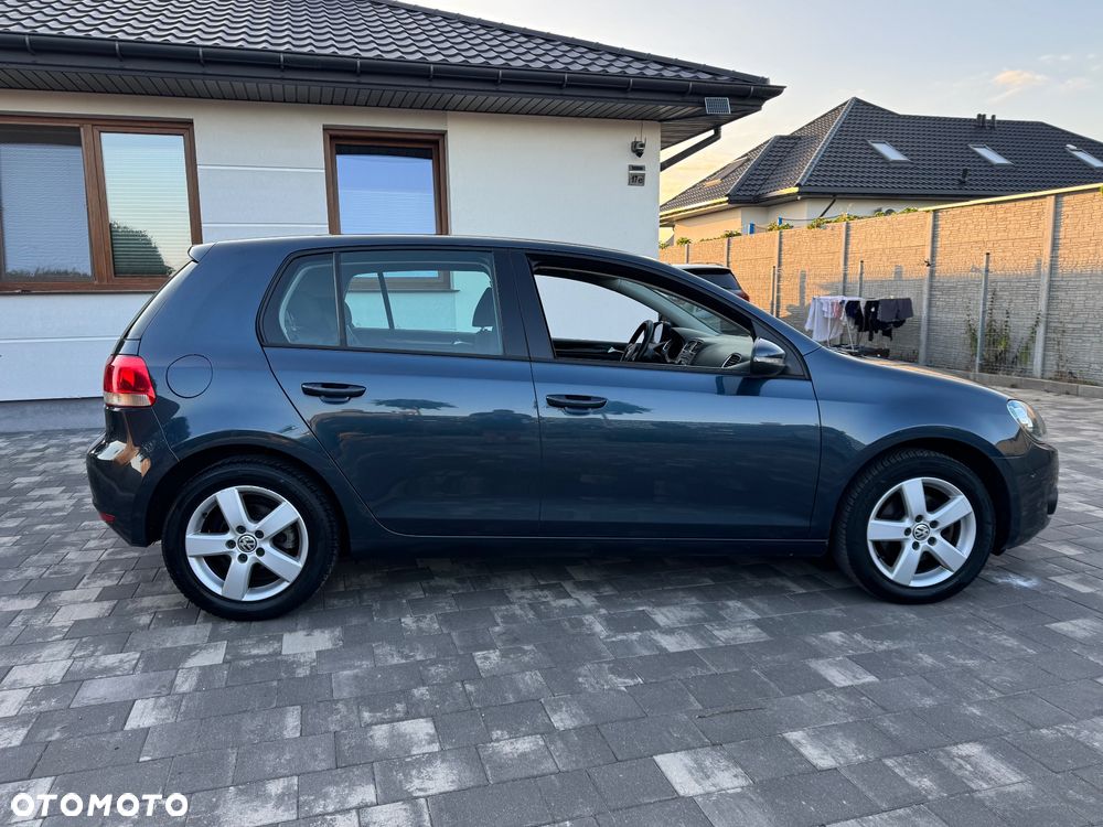 Volkswagen Golf - 21