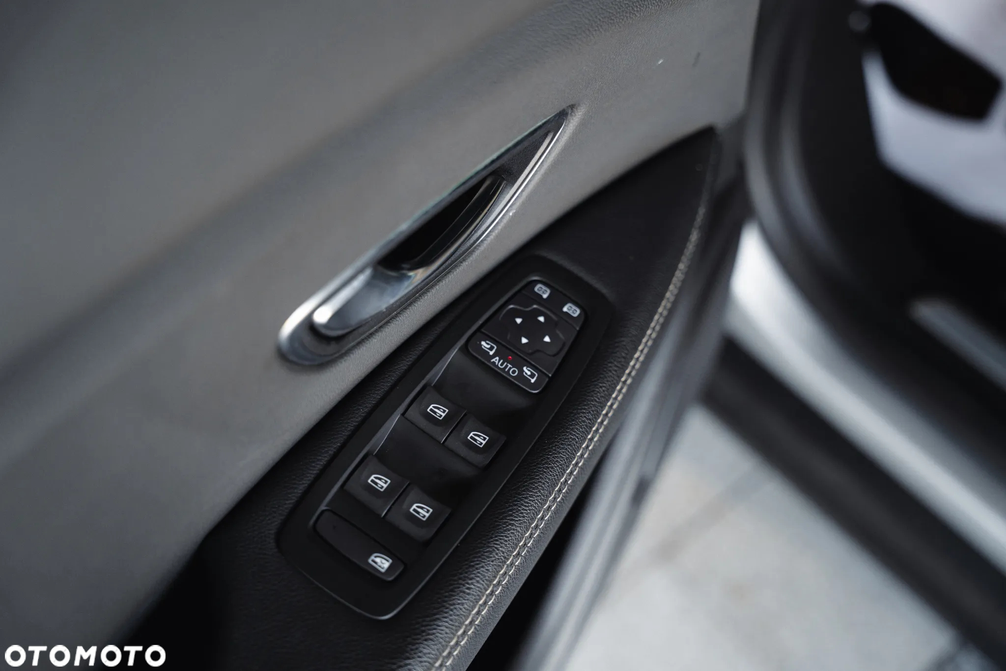 Renault Grand Scenic TCe 115 GPF LIMITED - 12