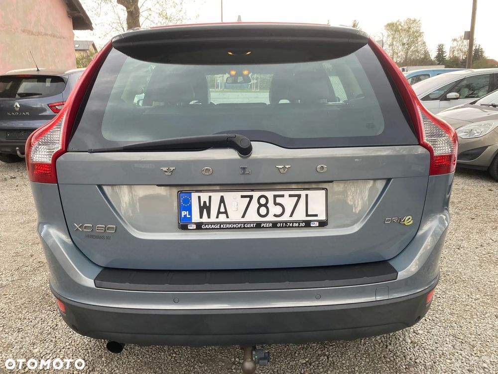 Volvo XC 60 D3 Momentum - 14