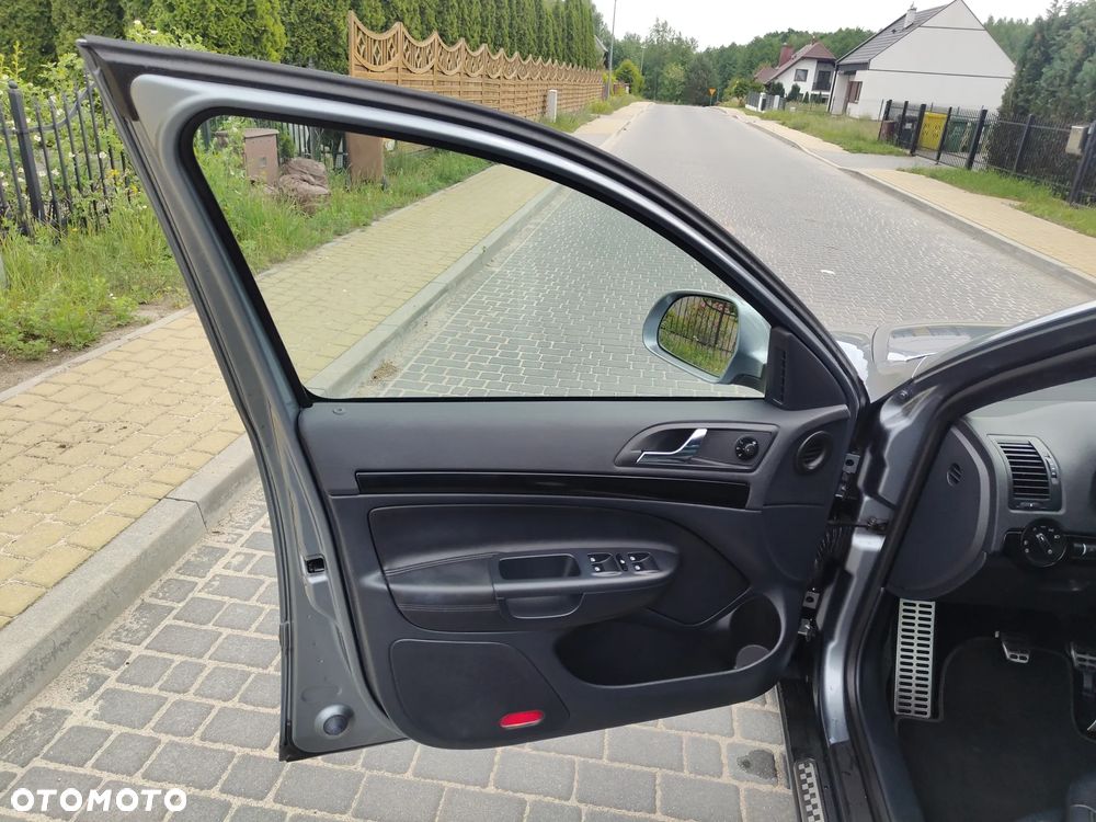 Skoda Octavia 2.0 TSI RS - 21