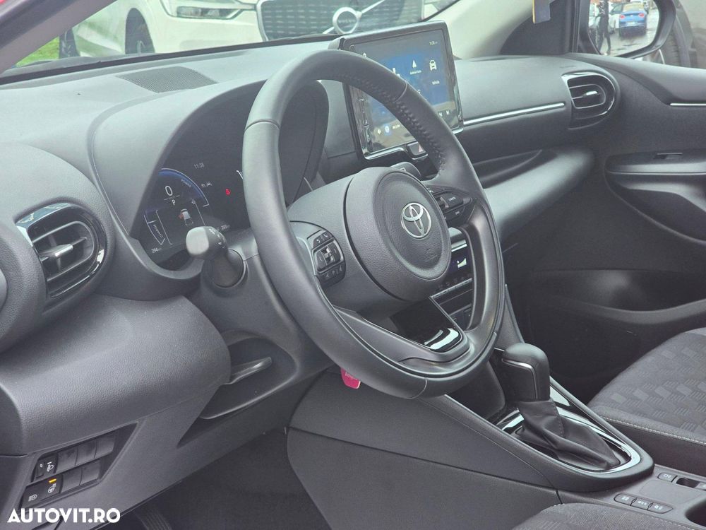 Toyota Yaris - 11