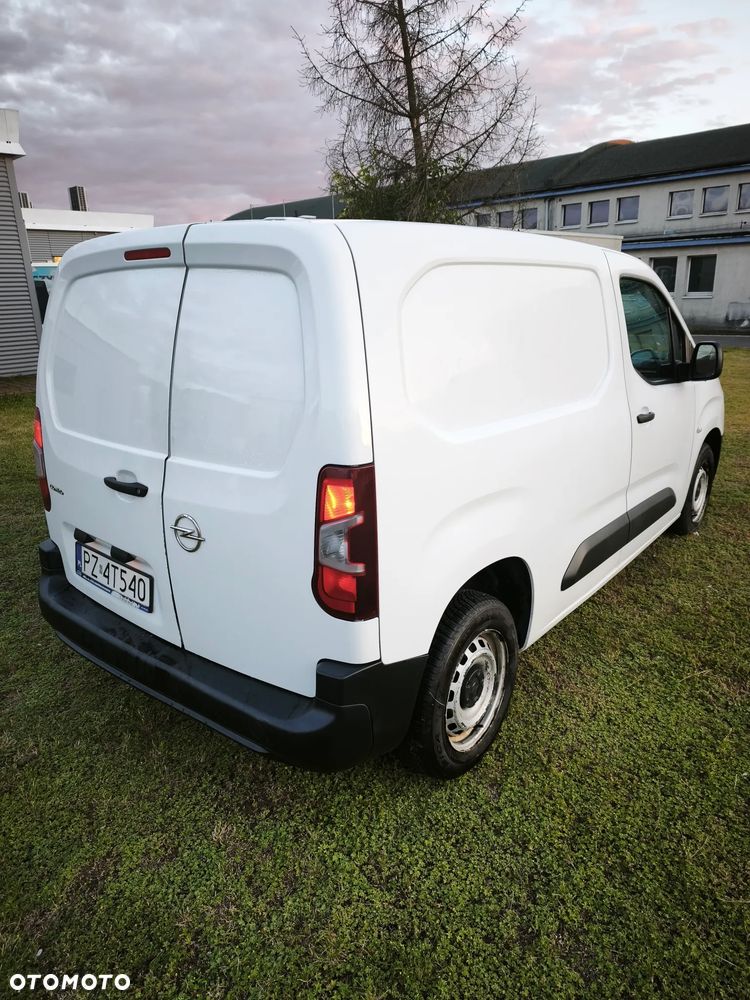Opel COMBO - 10