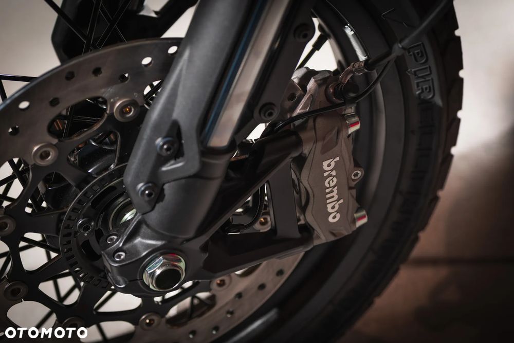 Ducati Scrambler - 12