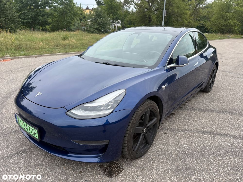 Tesla Model 3 - 2