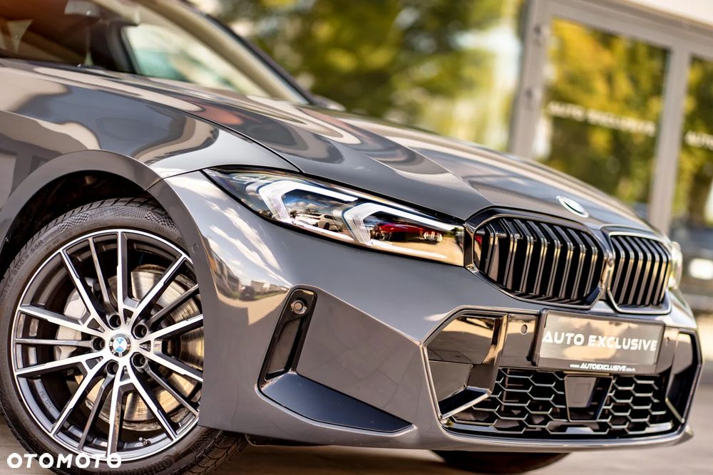 BMW Seria 3 330i xDrive M Sport sport - 3