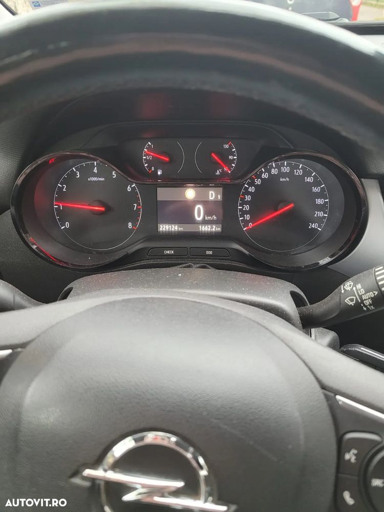 Opel Crossland X 1.2 Start/Stop Automatik Innovation - 1