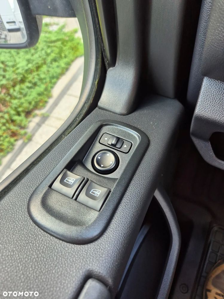 Opel MOVANO L4H2 2.3CDTI 145KM - 19
