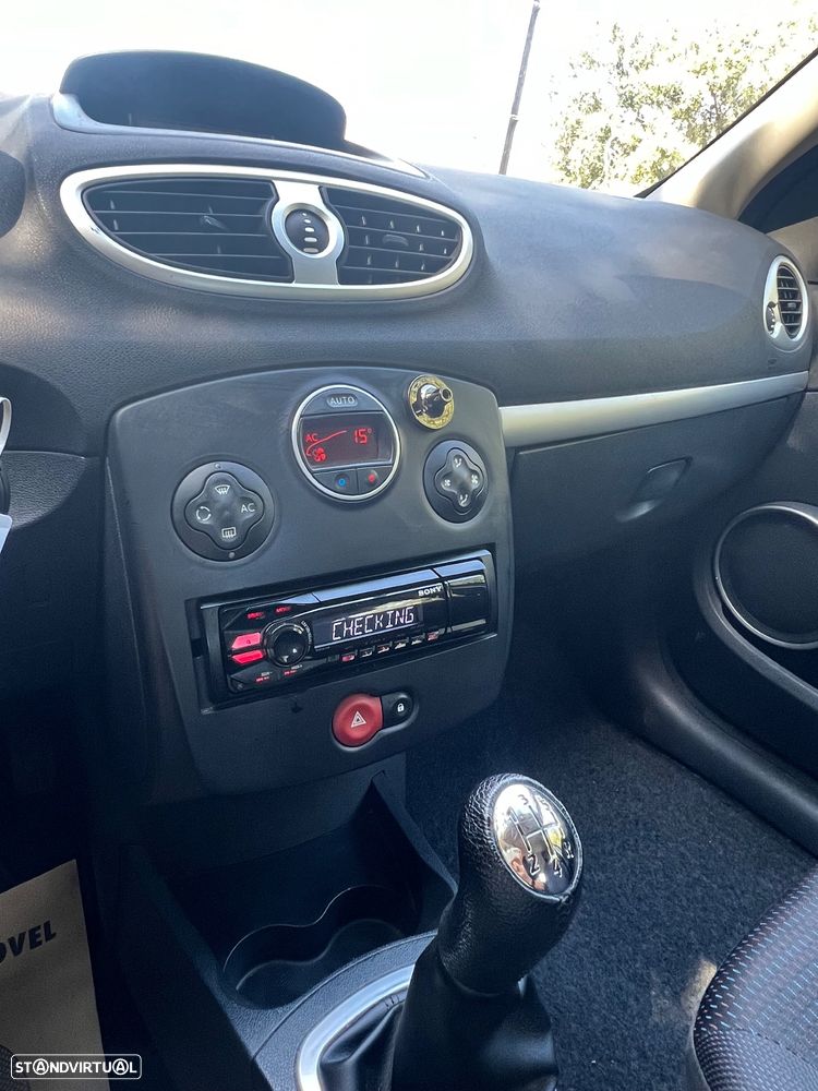Renault Clio 1.2 16V Dynamique S - 7