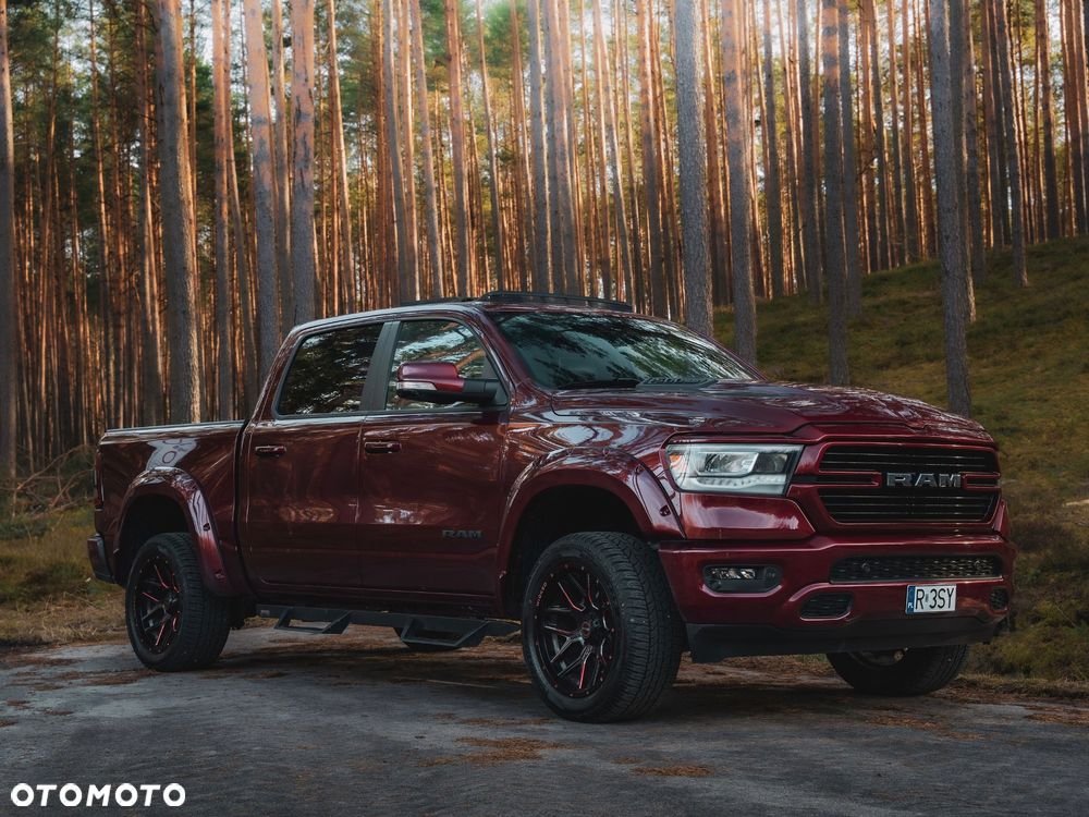 RAM 1500 Crew Cab Laramie - 3