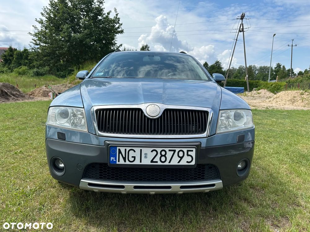 Skoda Octavia 2.0 TDI DPF 4x4 Scout - 2