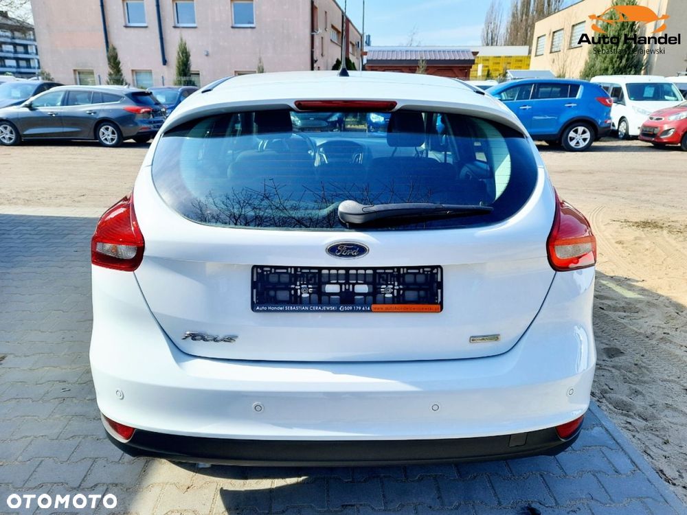 Ford Focus - 10