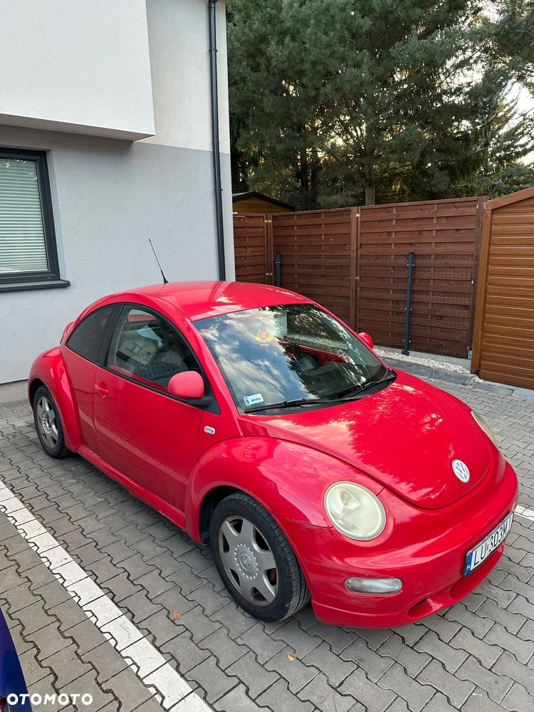 Volkswagen New Beetle - 3