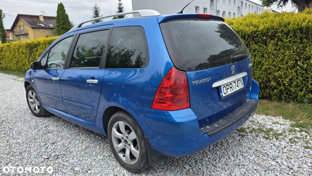 Peugeot 407 - 7