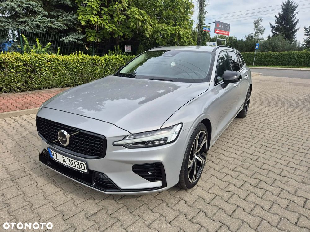 Volvo V60 B4 D Plus Dark - 2