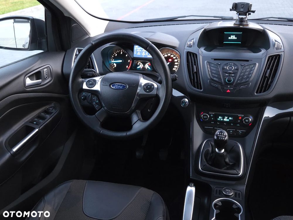 Ford Kuga 2.0 TDCi Titanium S FWD - 27