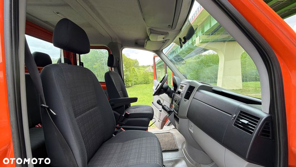Mercedes-Benz Sprinter - 16