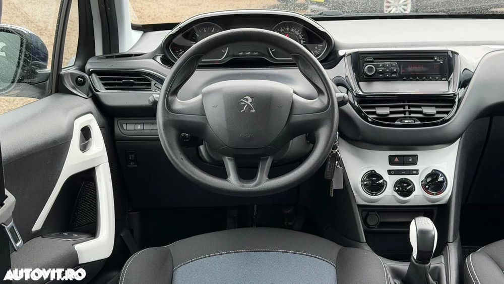 Peugeot 208 PureTech 75 Allure Pack - 7