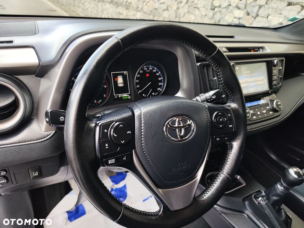 Toyota RAV4 2.0 D-4D Prestige 4x2 - 26