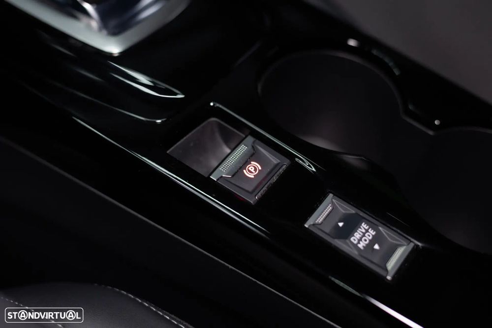 Peugeot 2008 1.5 BlueHDi GT Line EAT8 - 41