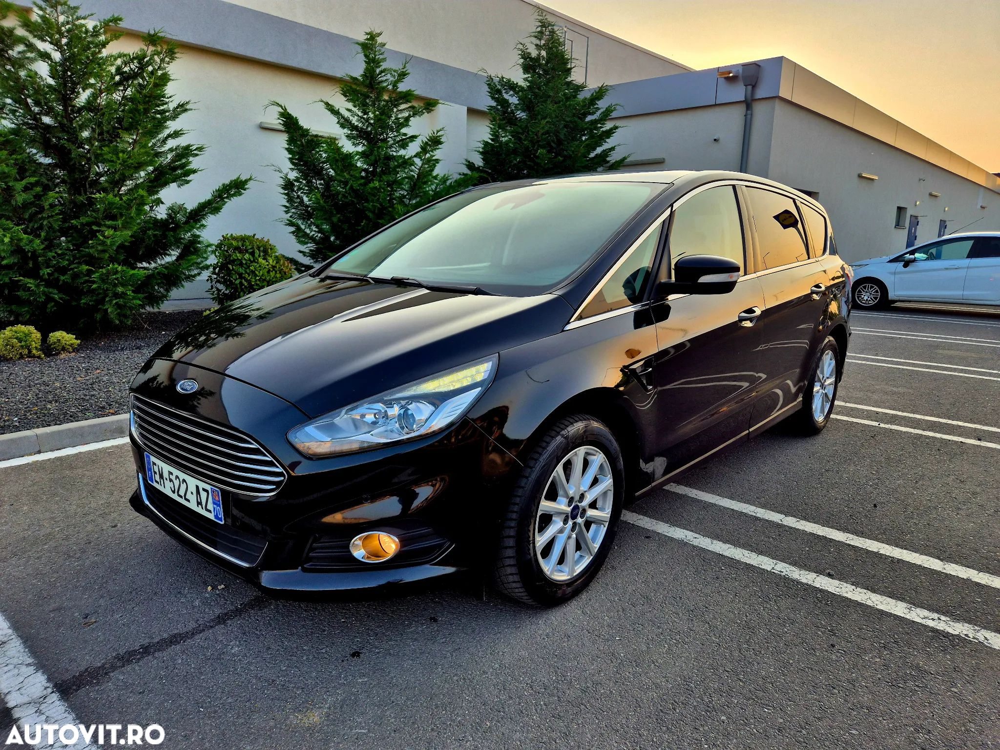 Ford S-Max 2.0 TDCi Titanium - 1