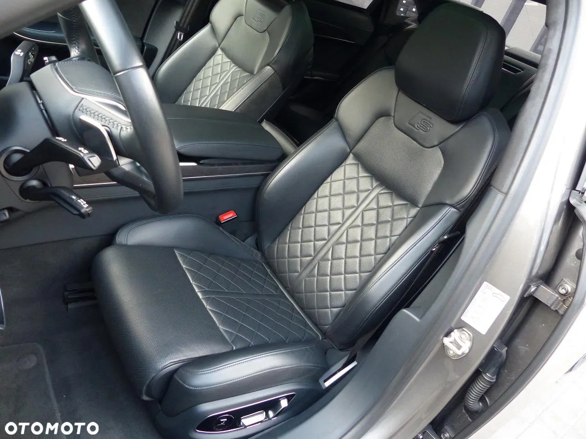 Audi A8 L 60 TFSI e Quattro Tiptronic - 12
