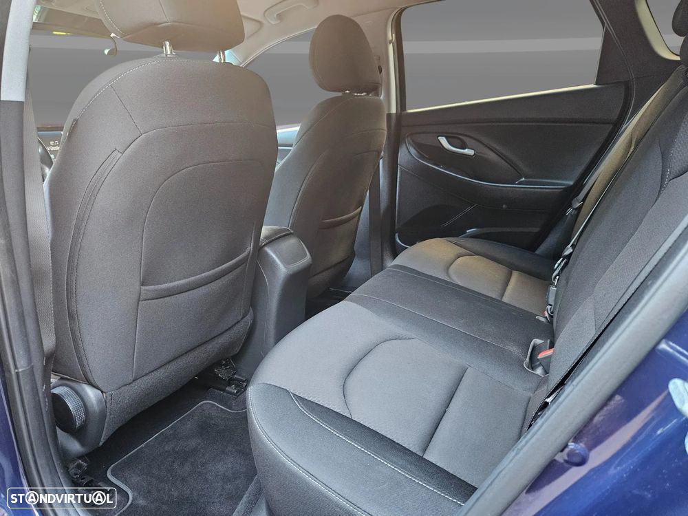 Hyundai i30 SW 1.6 CRDi Style - 31