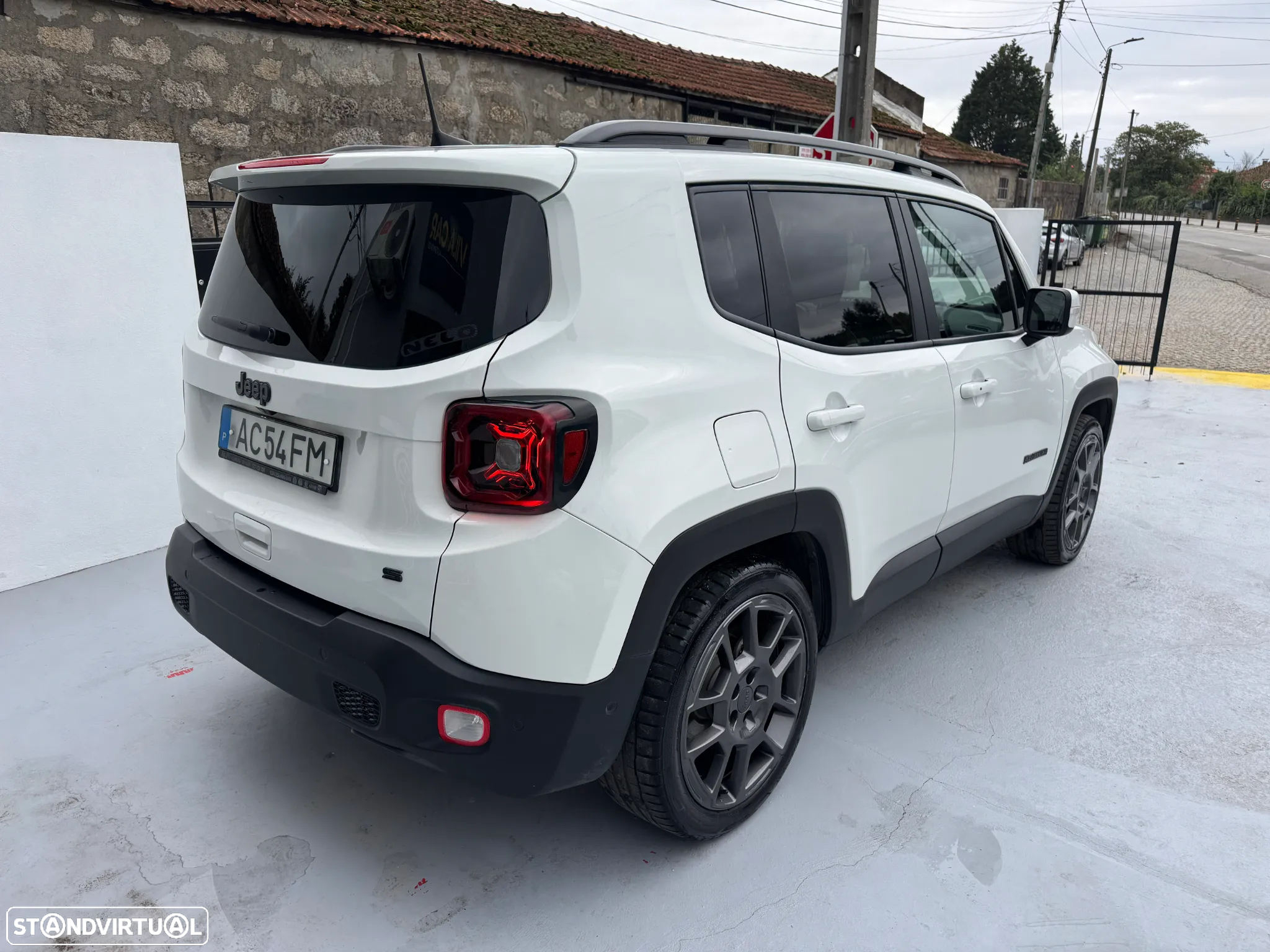 Jeep Renegade 1.6 MJD Limited S DCT - 5