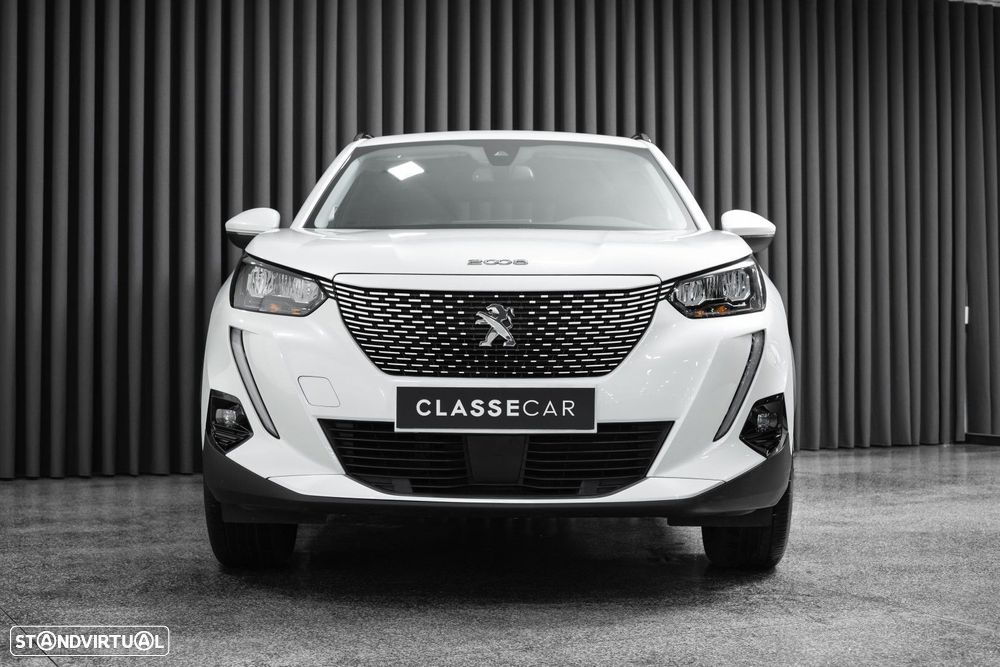 Peugeot e-2008 Allure - 4