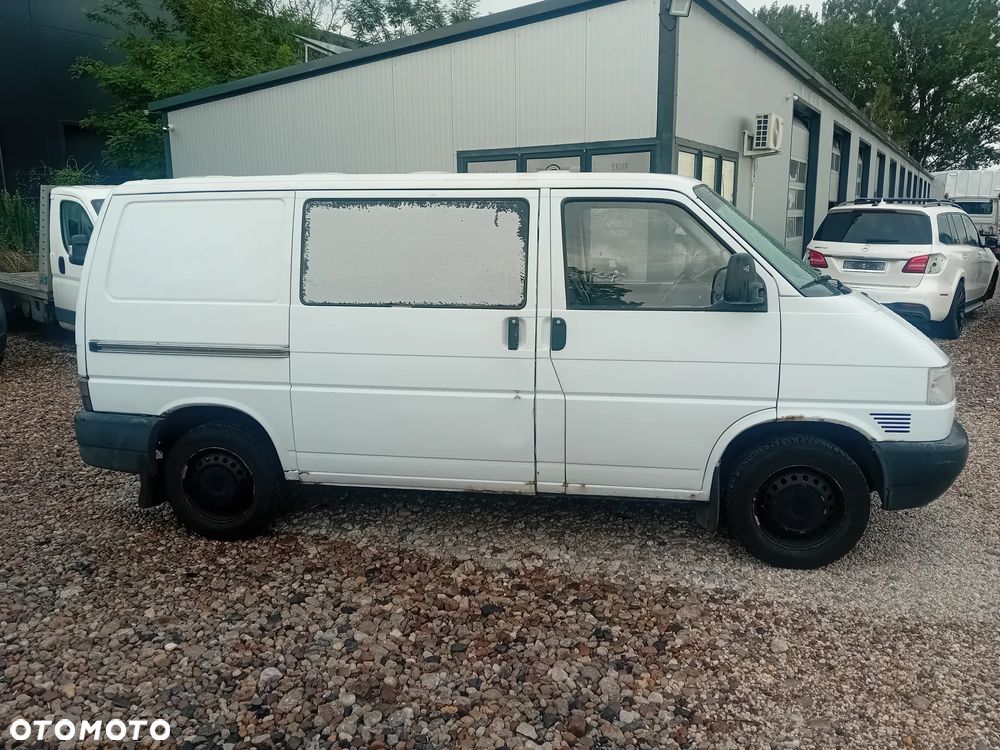 Volkswagen Transporter - 4