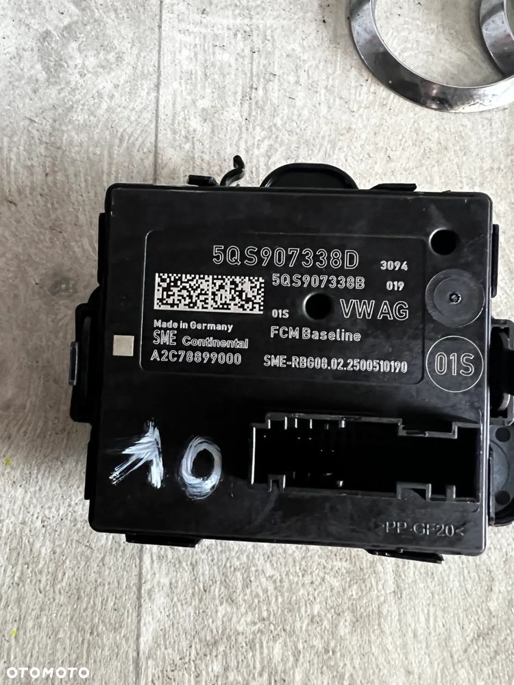 AUDI VW STEROWNIK ŚWIATEŁ I REGULACJI 5QS907338D - 2