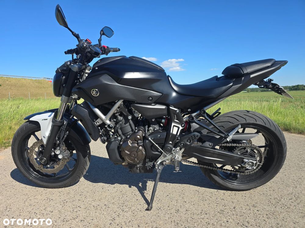 Yamaha MT - 12