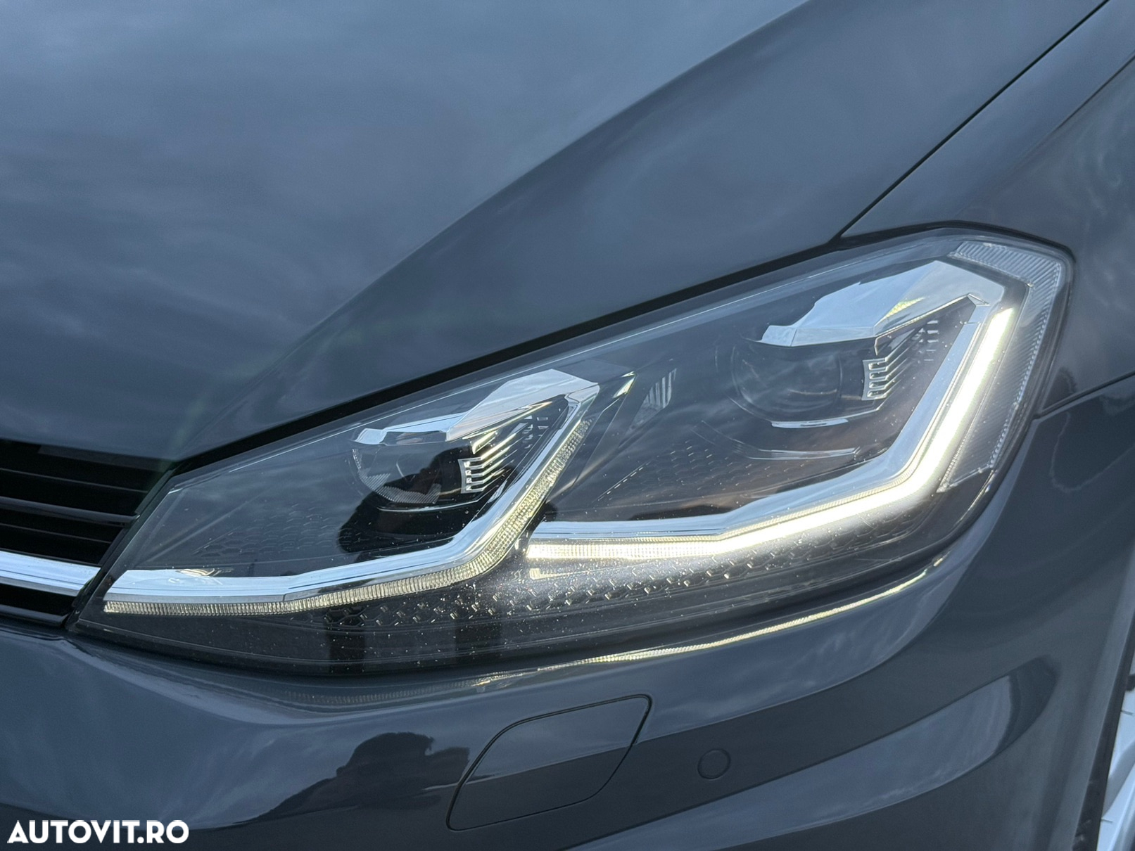 Volkswagen Golf 2.0 TDI DSG R-Line - 31