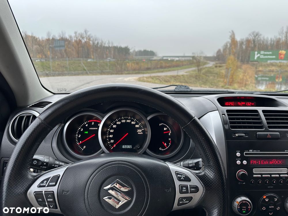 Suzuki Grand Vitara 1.9 DDiS - 20