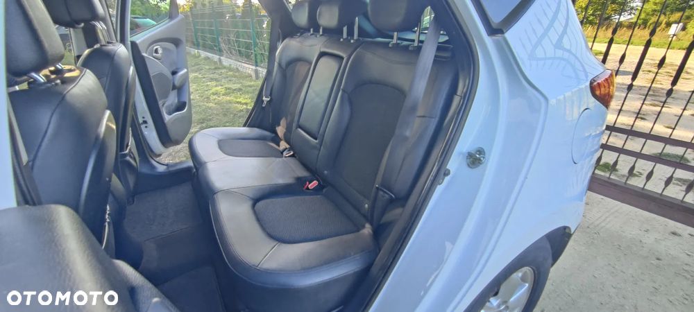 Hyundai ix35 2.0 CRDi Premium 2WD - 20