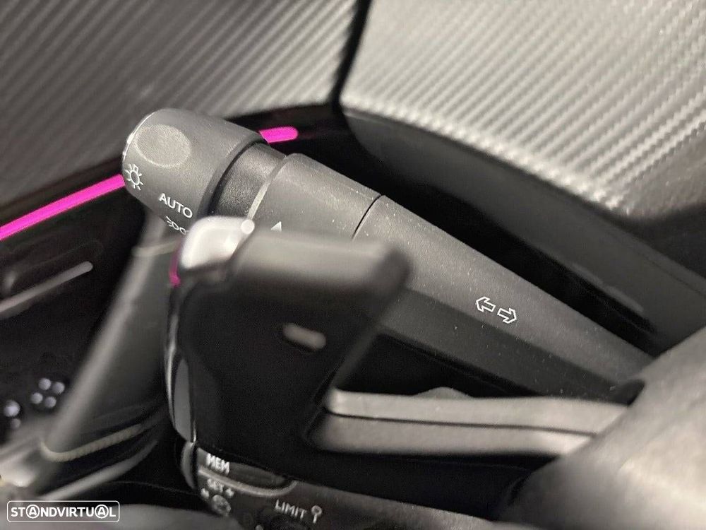 Peugeot 2008 1.5 BlueHDi GT EAT8 - 14