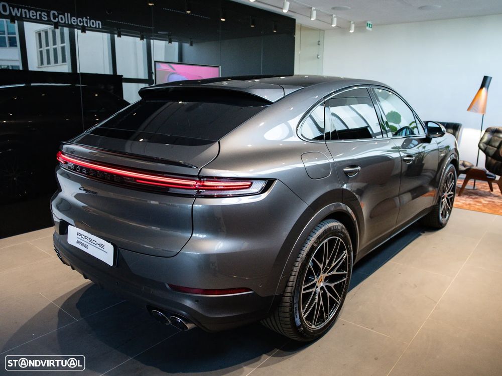 Porsche Cayenne Coupé E-Hybrid - 14