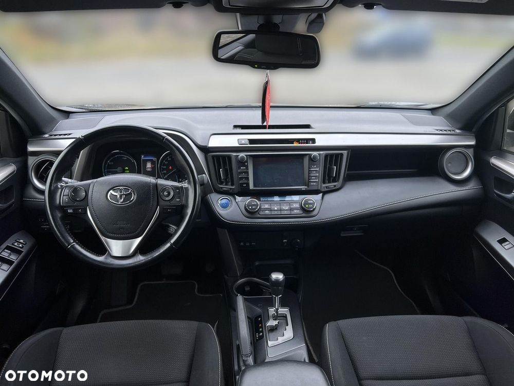 Toyota RAV4 Hybrid Premium 4x2 - 16