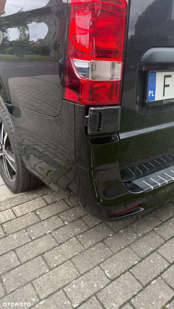 Mercedes-Benz VITO - 19