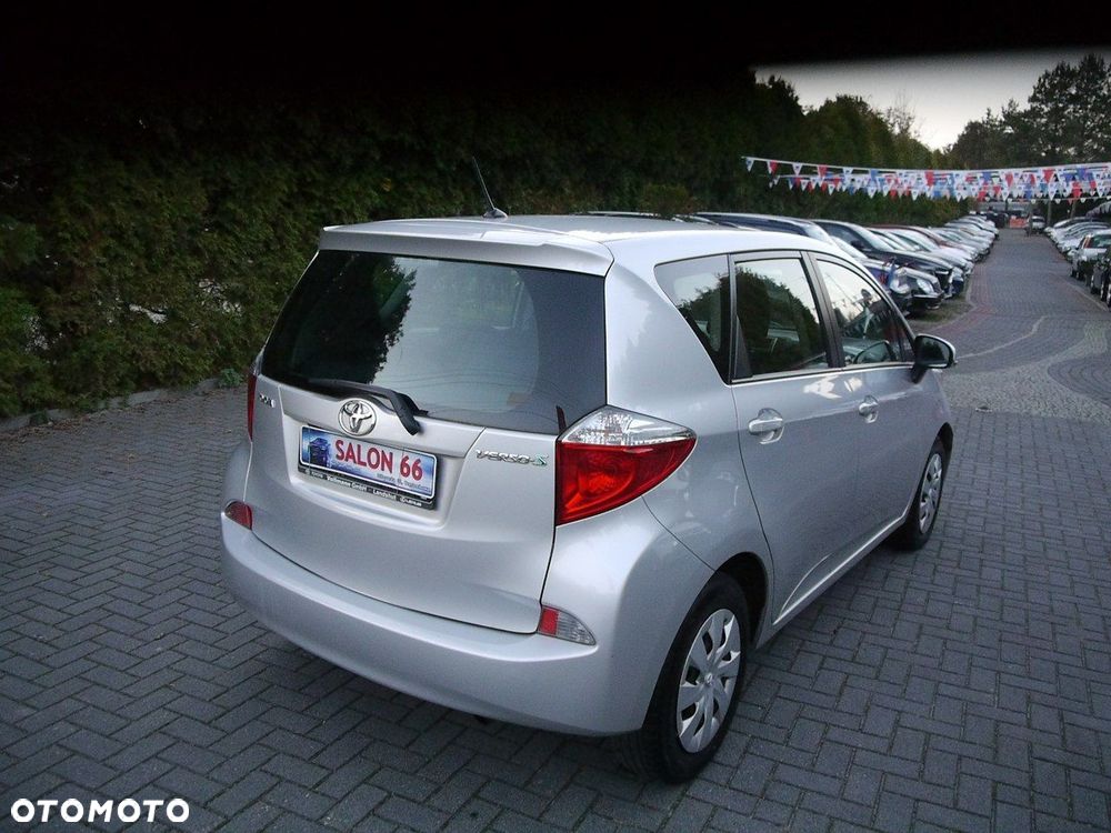 Toyota Verso S 1.33 Premium - 5