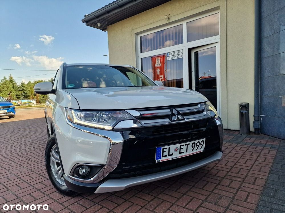 Mitsubishi Outlander - 12