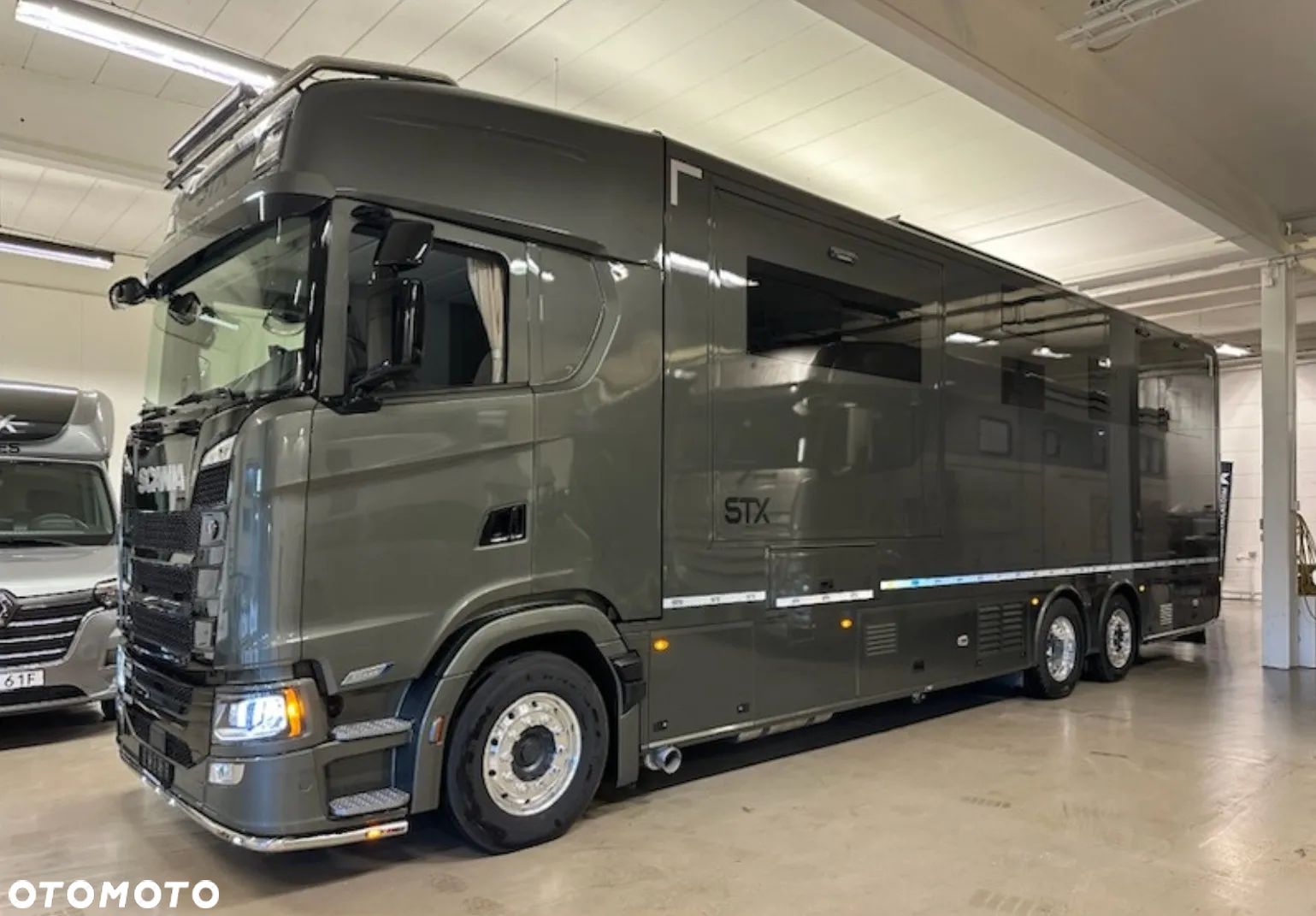 Scania S500, Koniowóz STX, 2x pop-out, pop-up 5/6 koni - 1