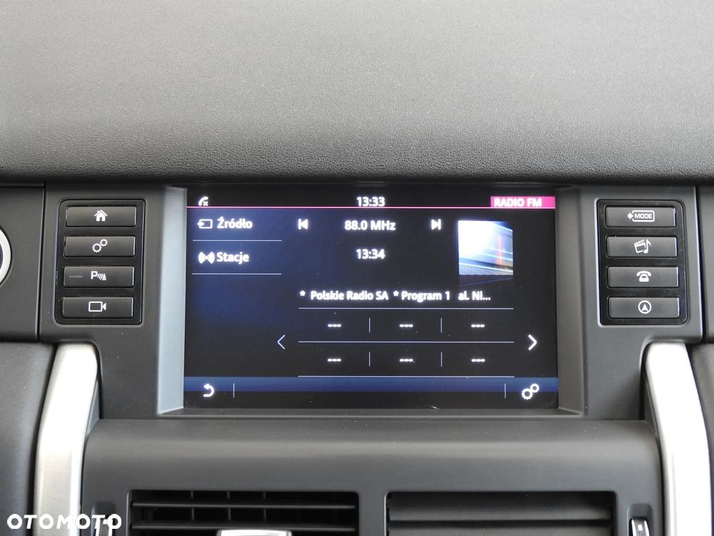 Land Rover Discovery Sport TD4 HSE Luxury - 24
