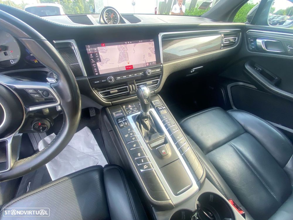 Porsche Macan S - 34