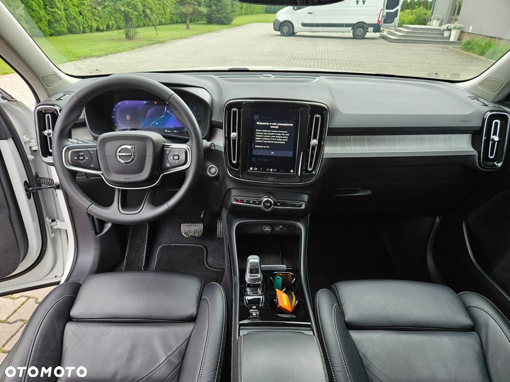 Volvo XC 40 B5 B AWD Ultimate Dark - 17