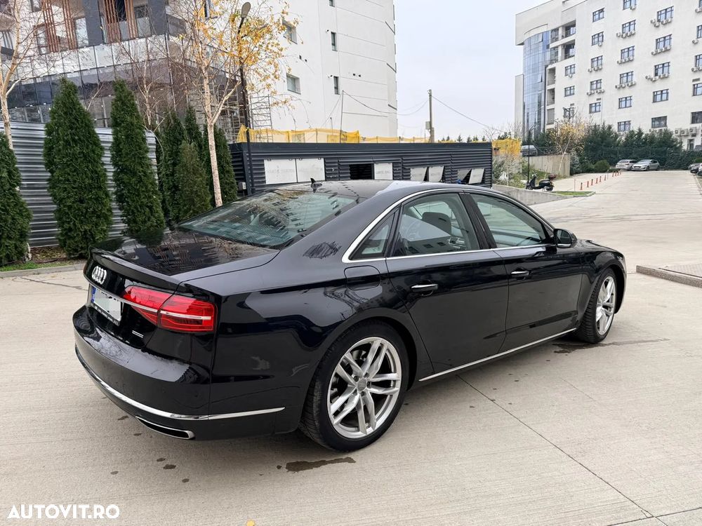 Audi A8 4.2 TDI DPF (clean diesel) quattro tiptronic - 3